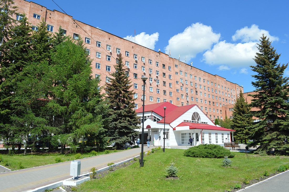 Oblastnaya klinicheskaya bolnitsa Otdeleniye kardiokhirurgii, hospital, Omsk, Be