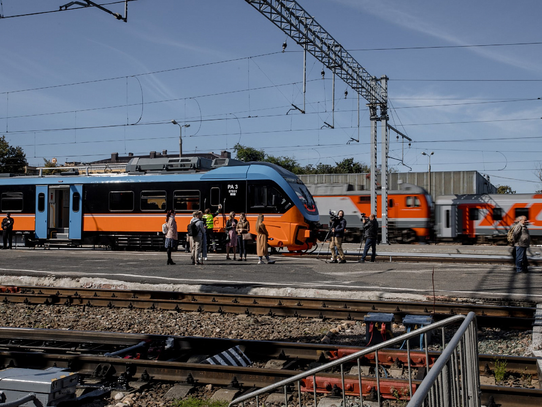 Ра-3 рельсовый автобус в курске. Лукашевка курск. Глушково курск поезд. Орлан рельсовый автобус курск. Станция лукашевка курская.