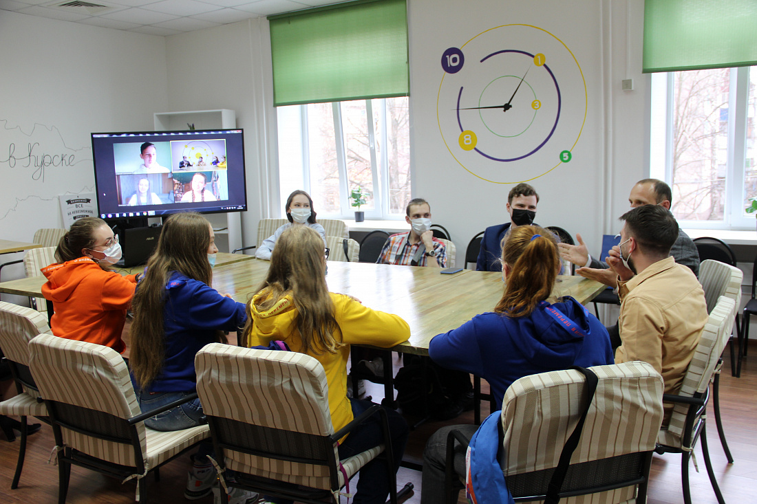 всероссийский конкурс большая перемена. большая перемена 2023 финал. региональная команда большой перемены. команда всероса по французскому москва фото. большая перемена коллектив.